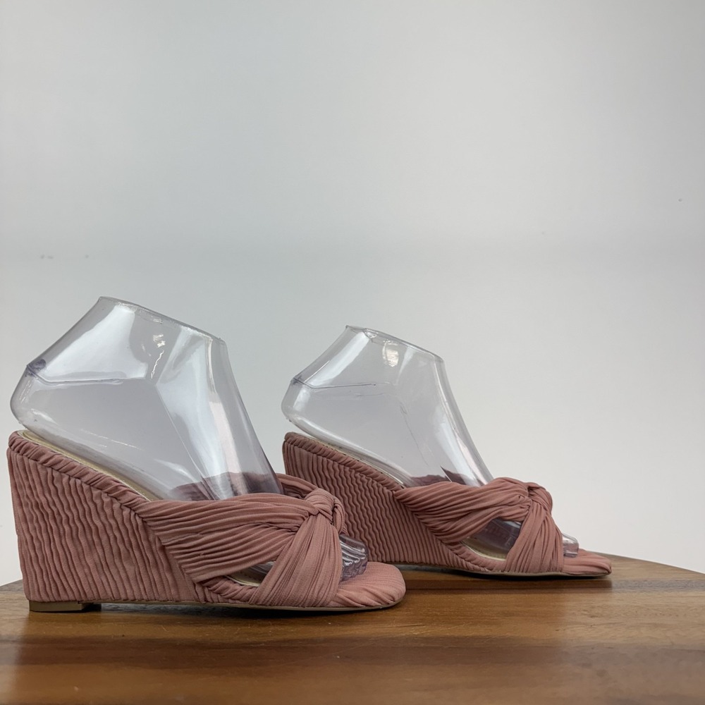 Womens Jewel Badgley Mischka Hype Pleated Pink Bow Wedge Sandals Size 5.5 M GUC